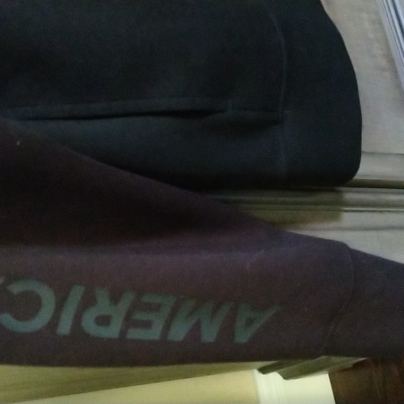 American Eagle men's small hoodie - Picture 2 of 4